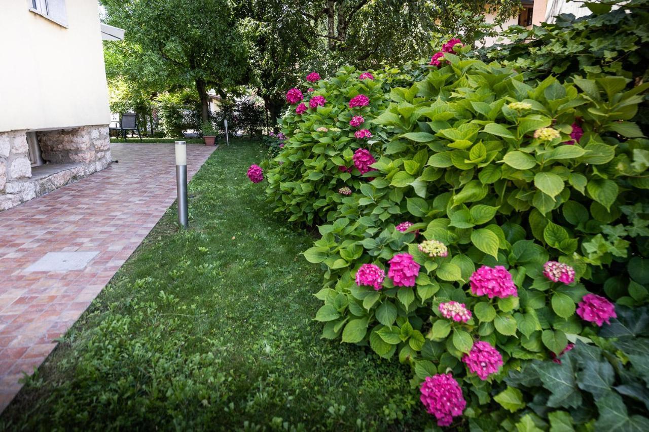 Verona Suites Экстерьер фото